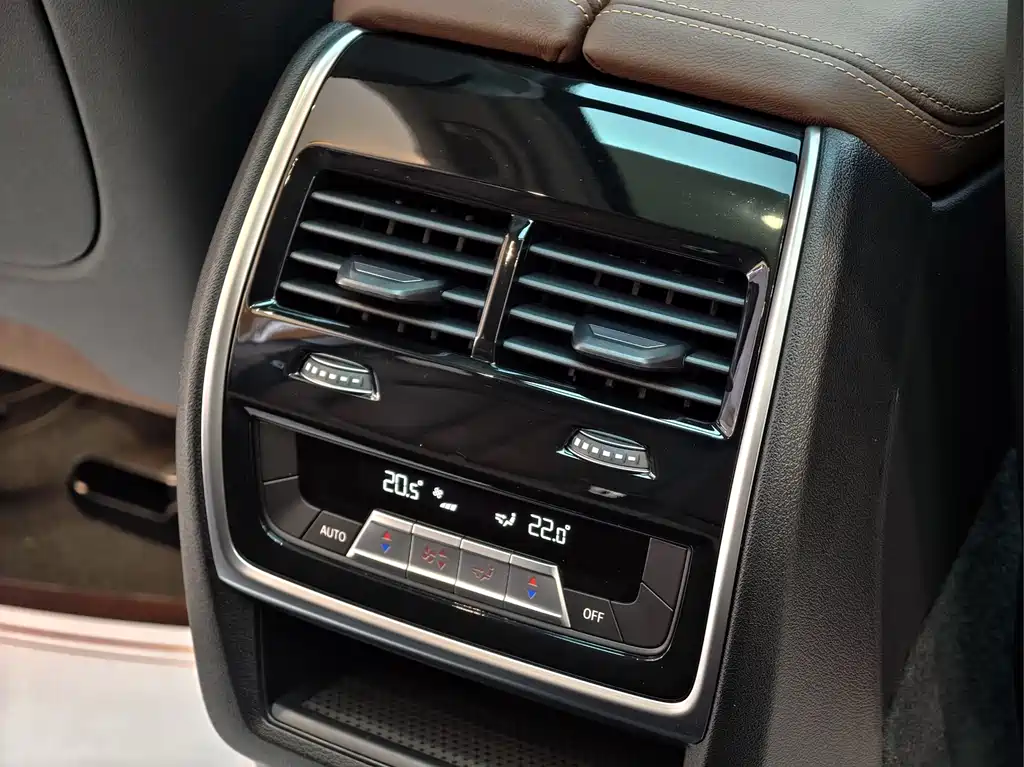BMW X5 2020 — фото 11