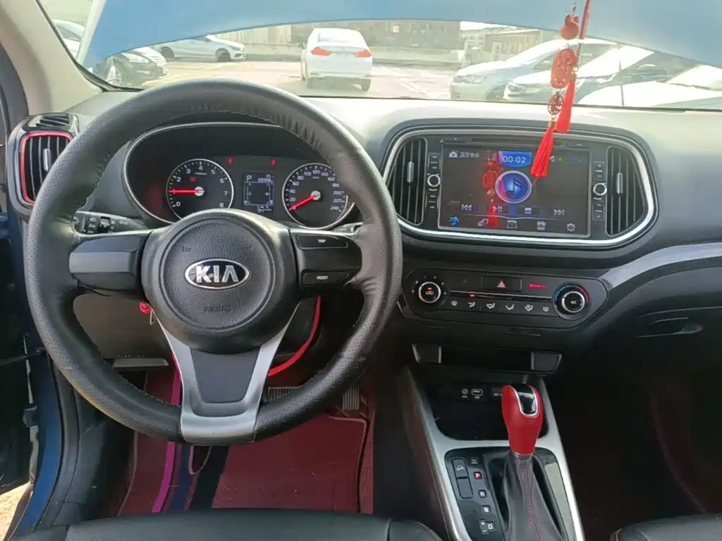 Kia KX3 2016 — фото 10