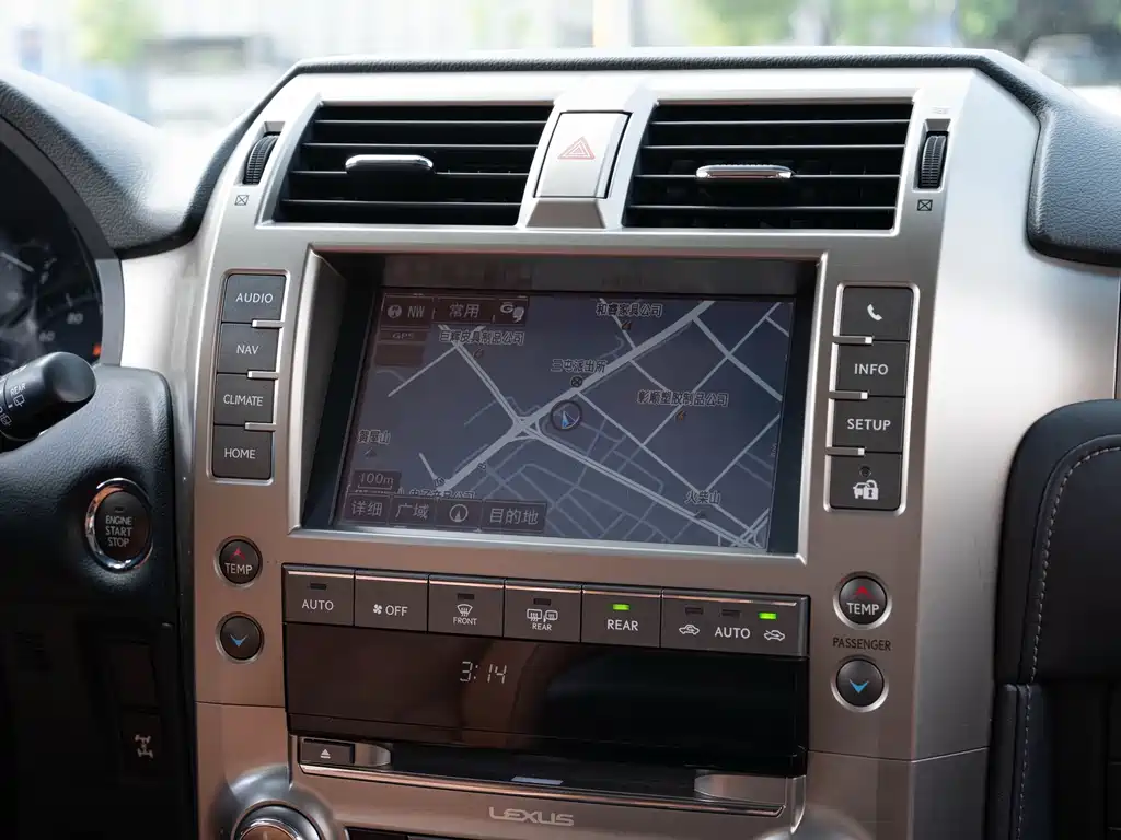 Lexus GX 2015 — фото 17
