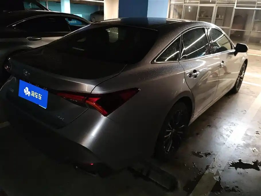 Toyota Avalon 2020