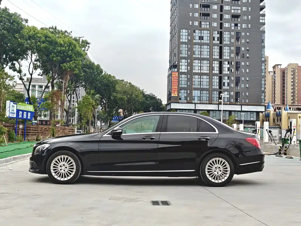 Mercedes-Benz C-Class 2015 — фото 4
