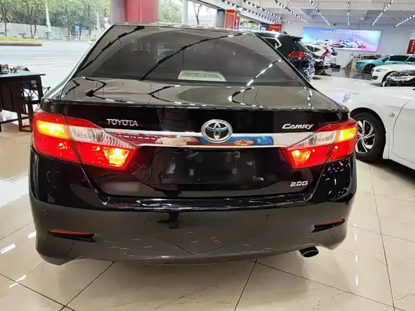 Toyota Camry 2014