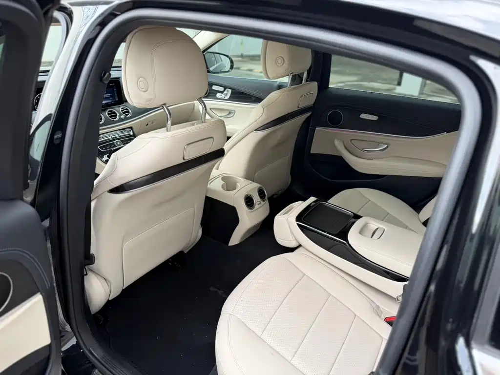 Mercedes-Benz E-Class 2017