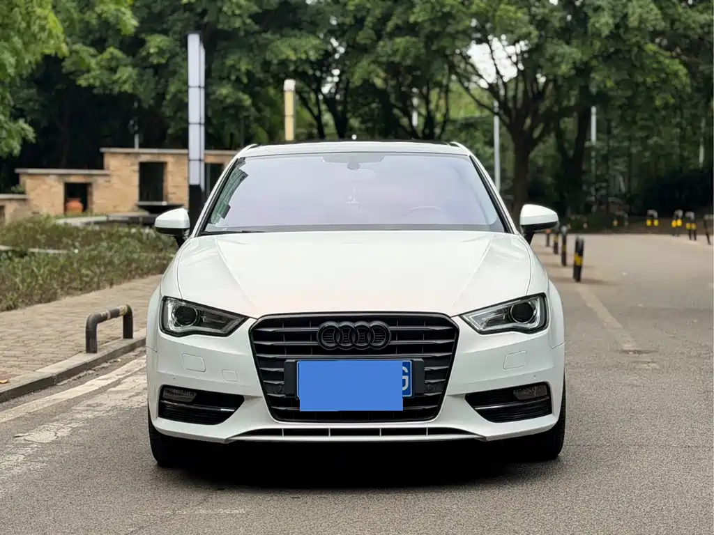 Audi A3 2015 — фото 2