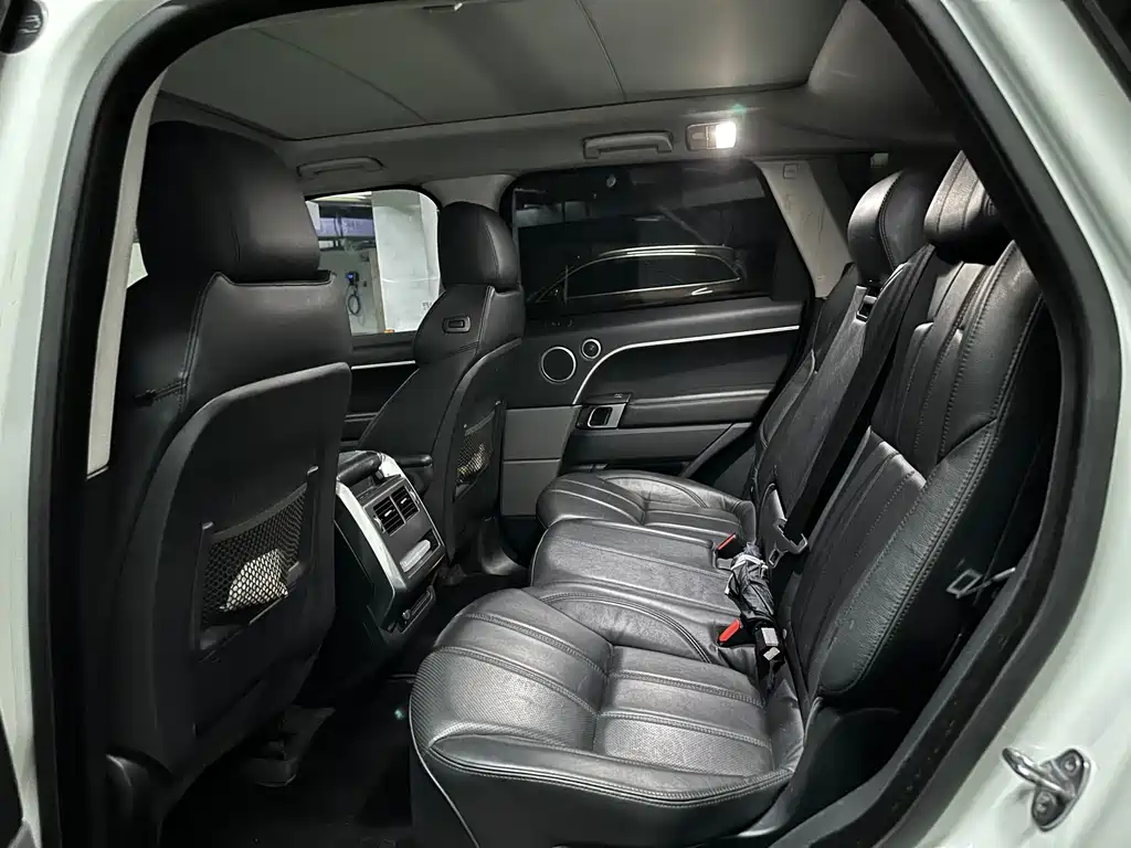 Land Rover Sport 2019 — фото 7