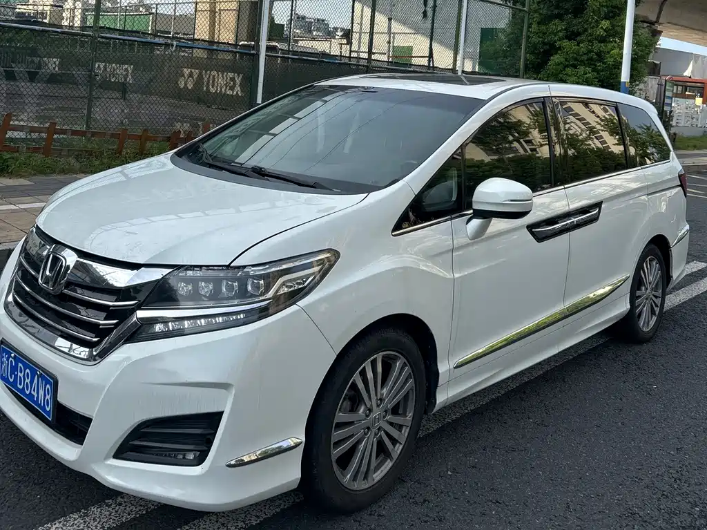 Honda Elysion 2019 — фото 23