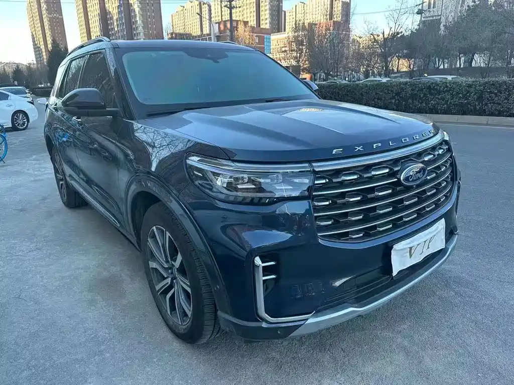 Ford Explorer 2023 — фото 3