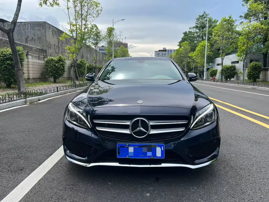 Mercedes-Benz C-Class 2018