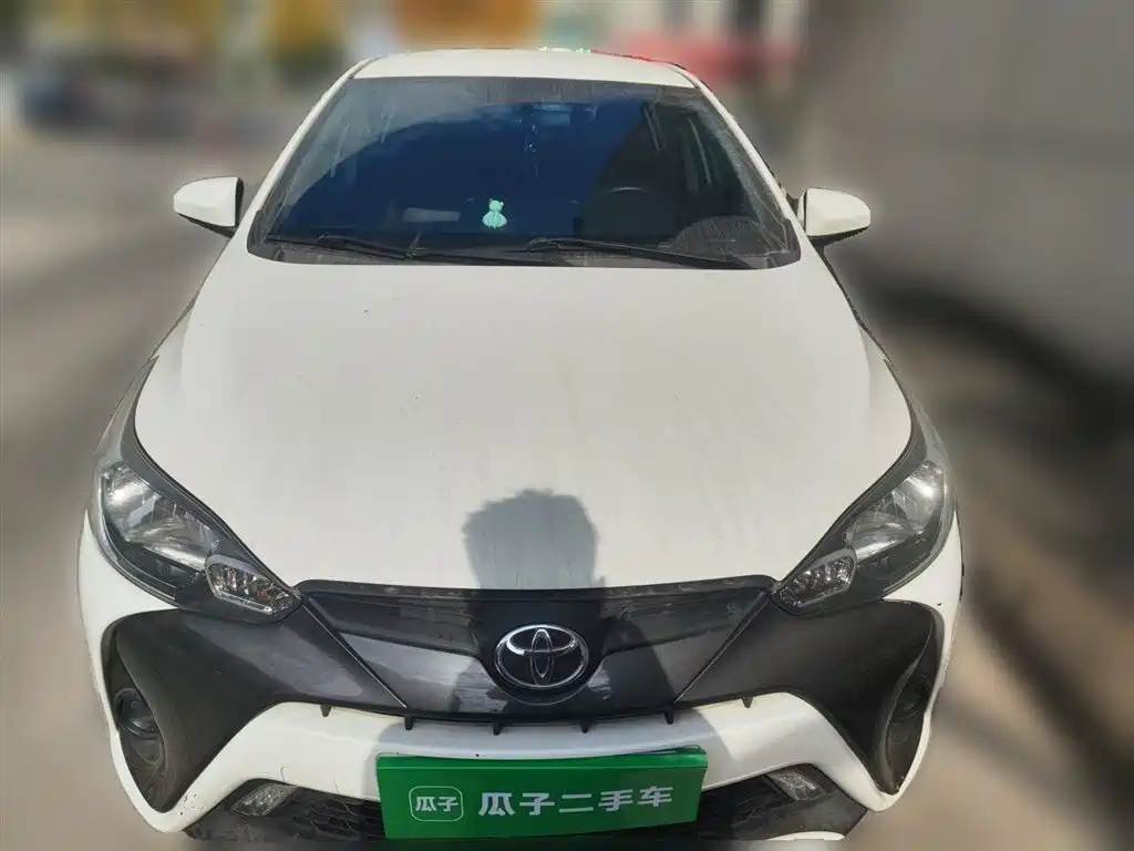 Toyota Yaris L 2019 — фото 24