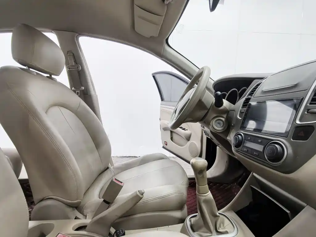 Nissan Sylphy 2016 — фото 14