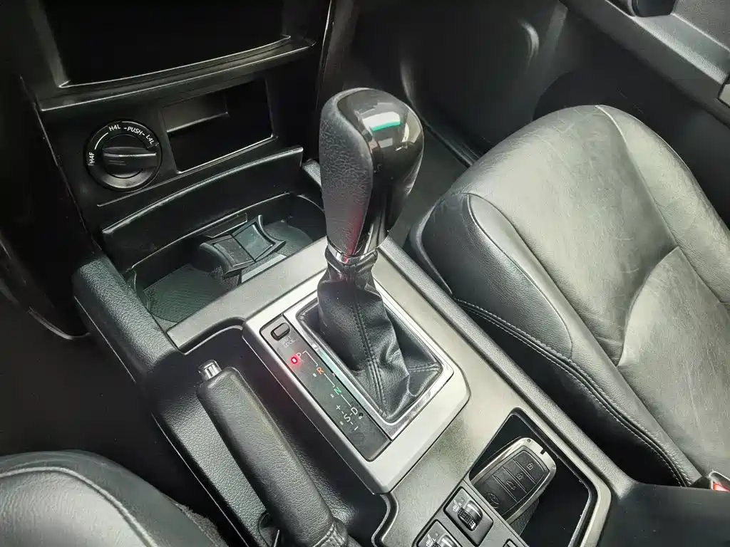 Toyota Prado 2017 — фото 13