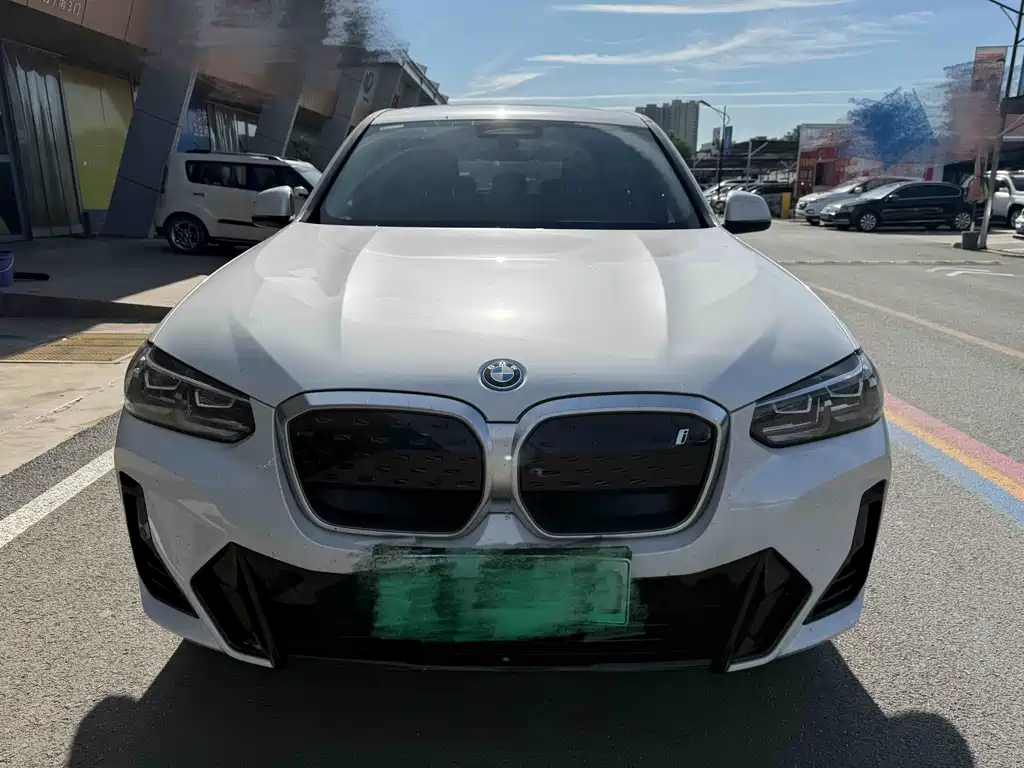 BMW iX3 2024 — фото 2