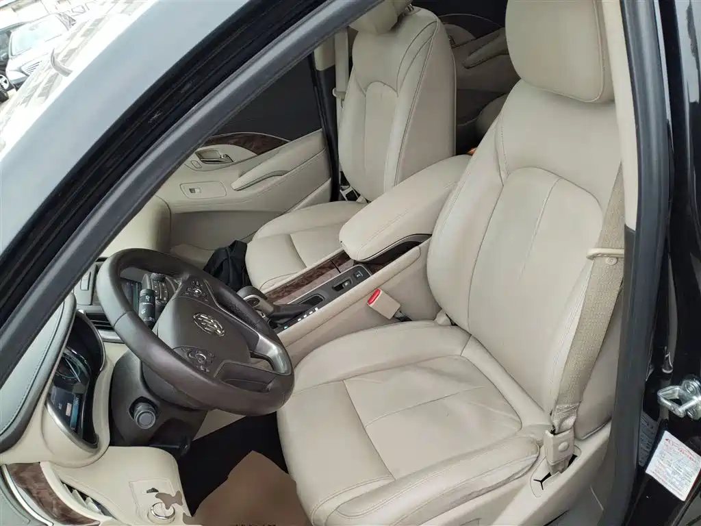 Buick LaCrosse 2014 — фото 11