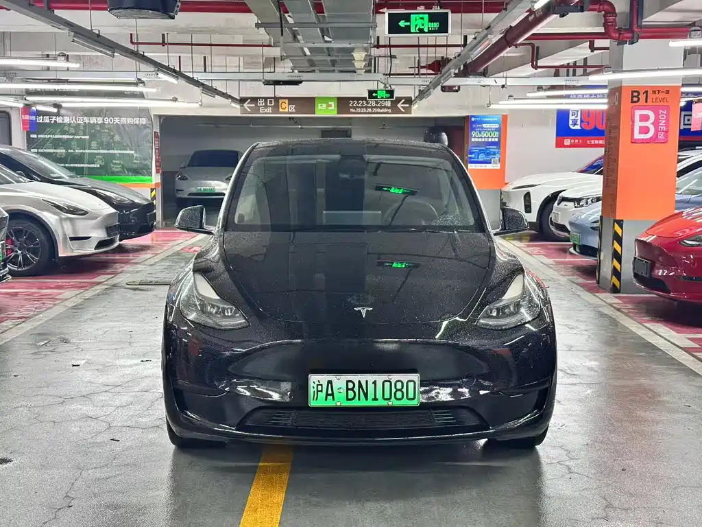 Tesla Model Y 2023 — фото 2