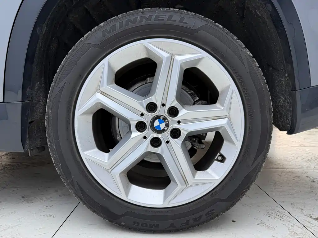BMW X1 2023 — фото 8