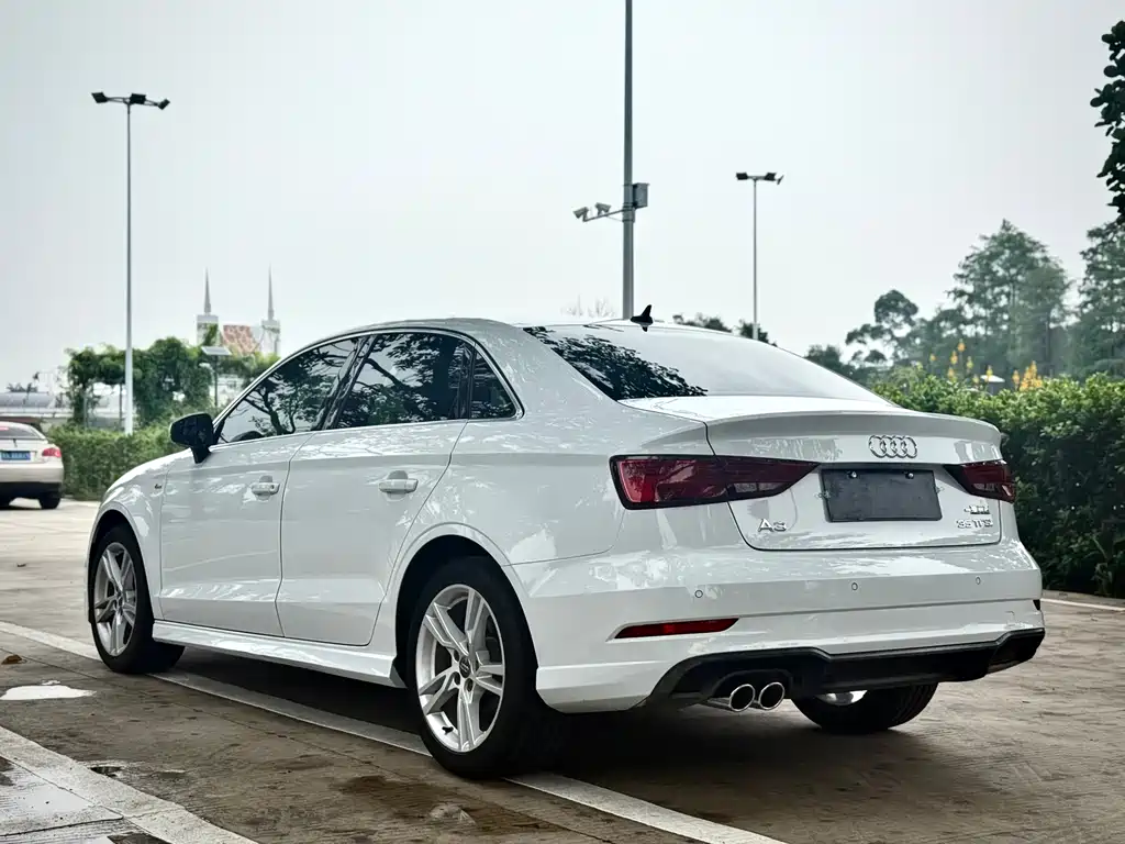 Audi A3 2021 — фото 4