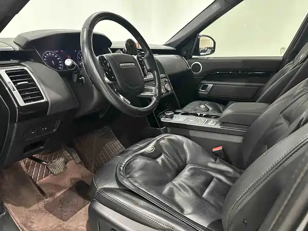 Land Rover Discovery 2020
