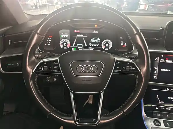 Audi A6L 2022