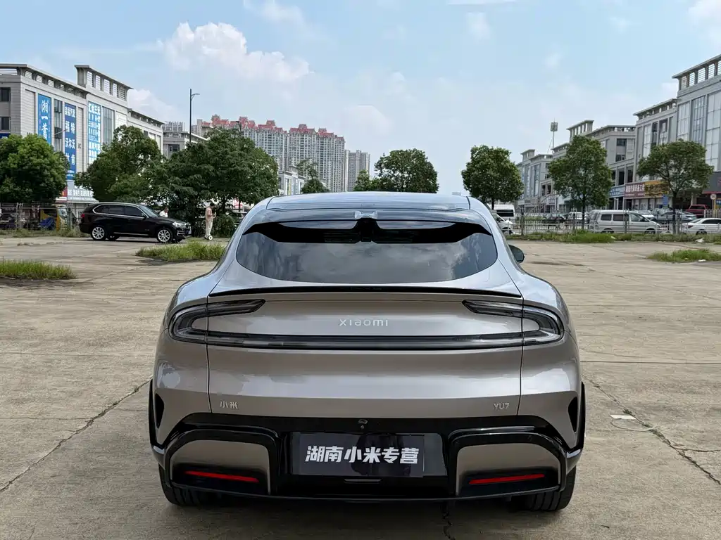 Xiaomi YU7 2025 — фото 11