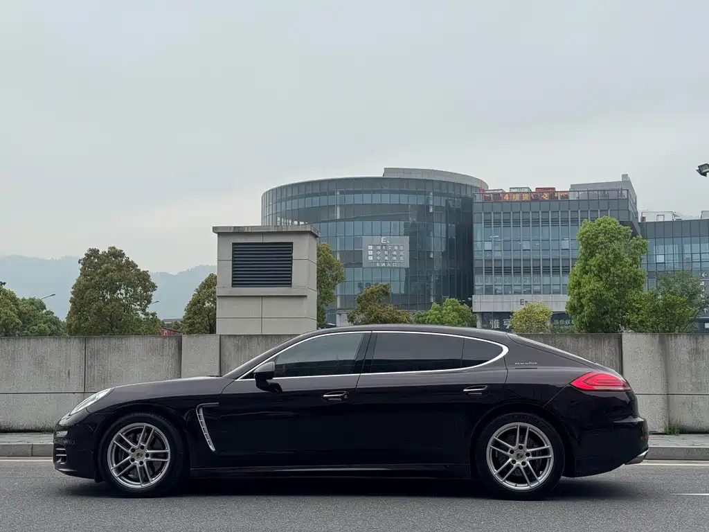 Porsche Panamera 2015 — фото 4