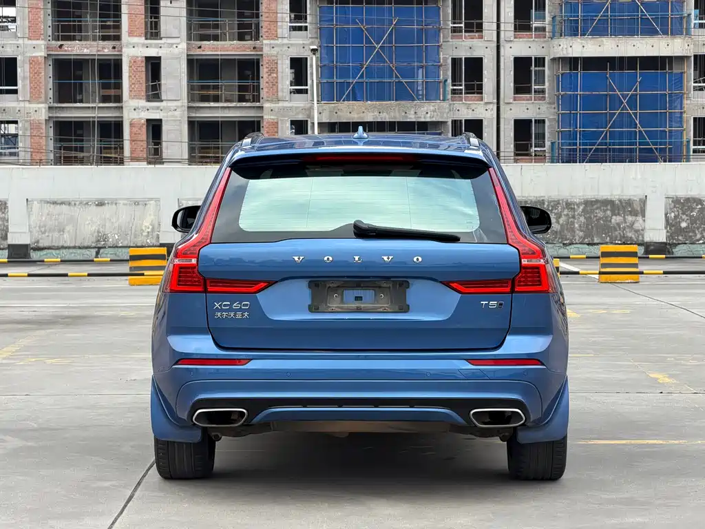 Volvo XC60 2020 — фото 9