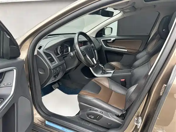 Volvo XC60 2017
