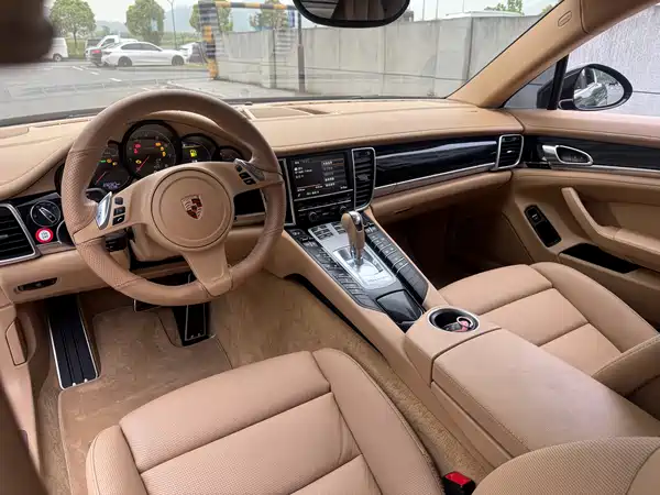 Porsche Panamera 2014