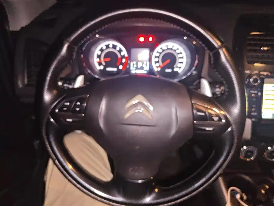 Citroen C4 Aircross 2014 — фото 15