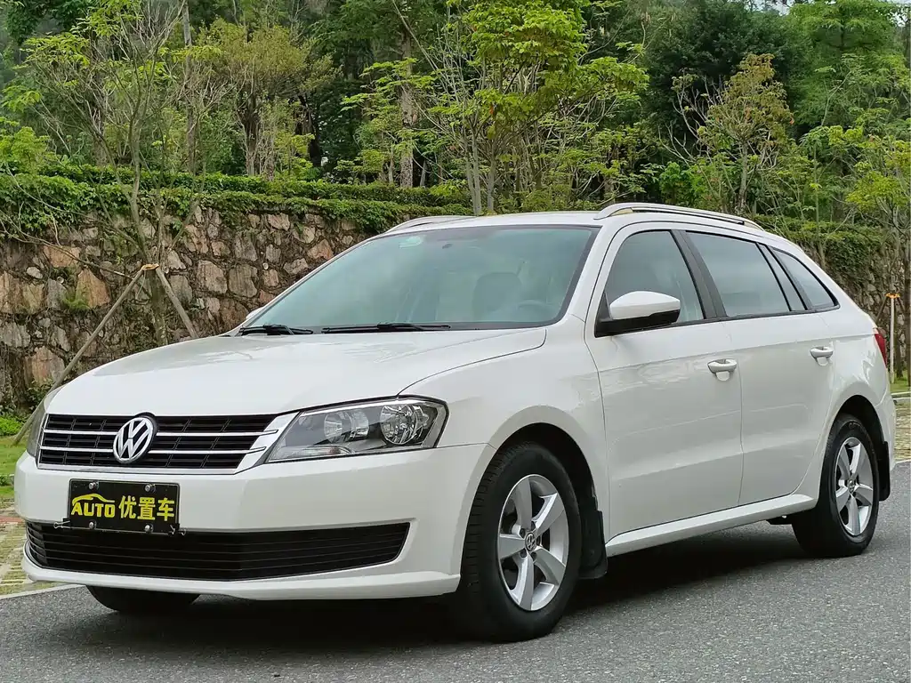 Volkswagen Gran Lavida 2015 — фото 1