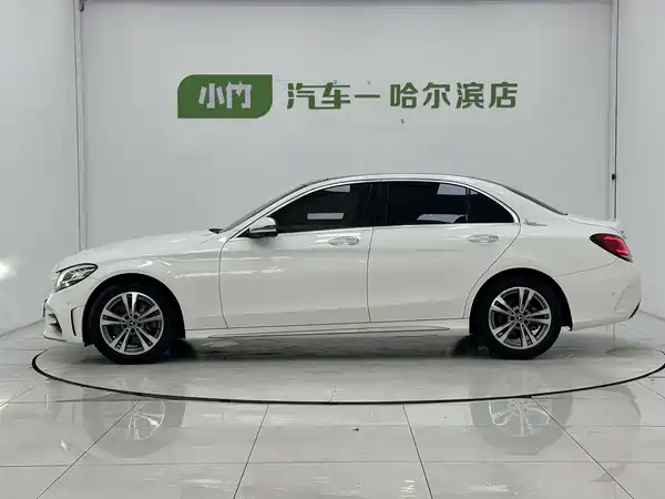 Mercedes-Benz C-Class 2021