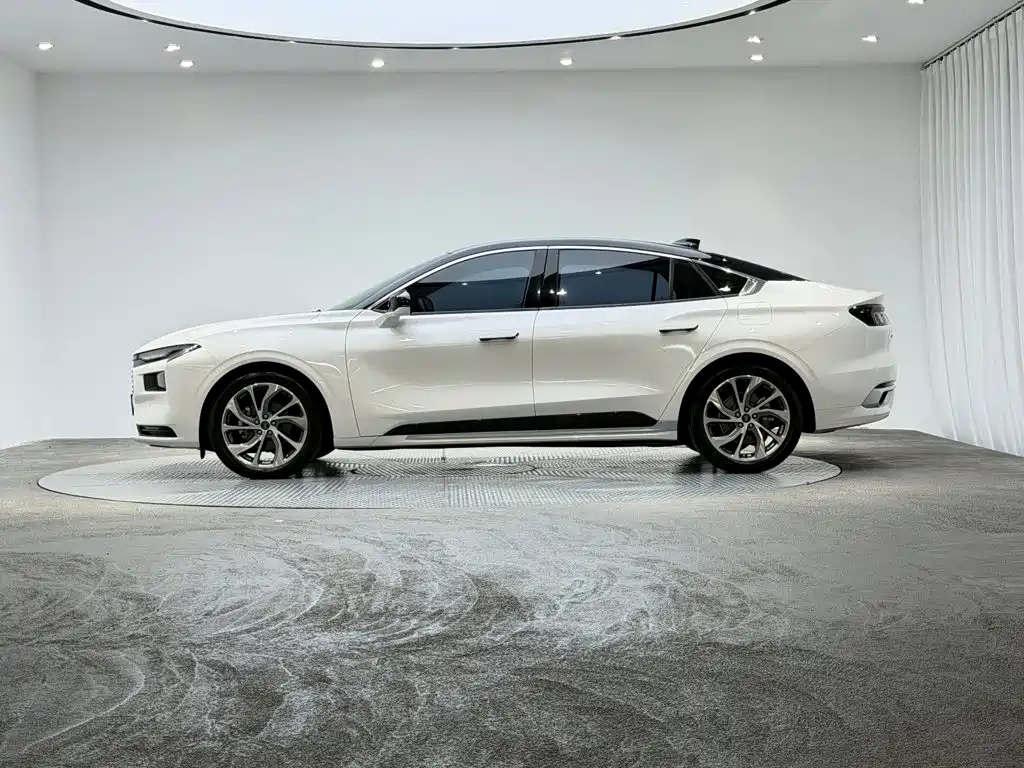 Ford Mondeo 2024 — фото 16