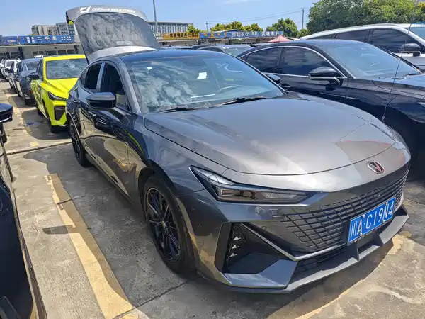 Changan UNI-V 2022