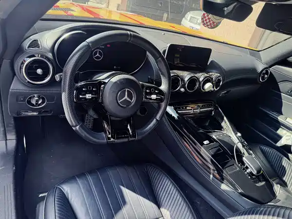 Mercedes-Benz AMG GT 2020