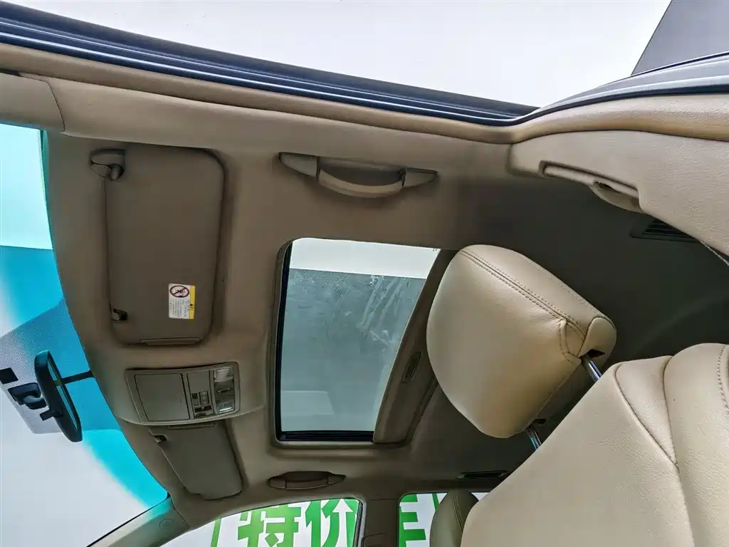 Toyota Highlander 2010 — фото 14