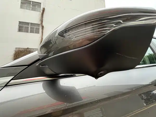 Geely Emgrand 2022
