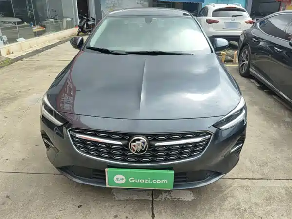 Buick Regal 2021
