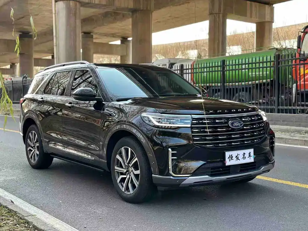 Ford Explorer 2023 — фото 4
