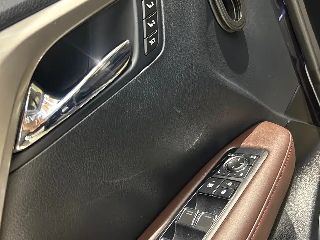 Lexus RX 2018 — фото 14
