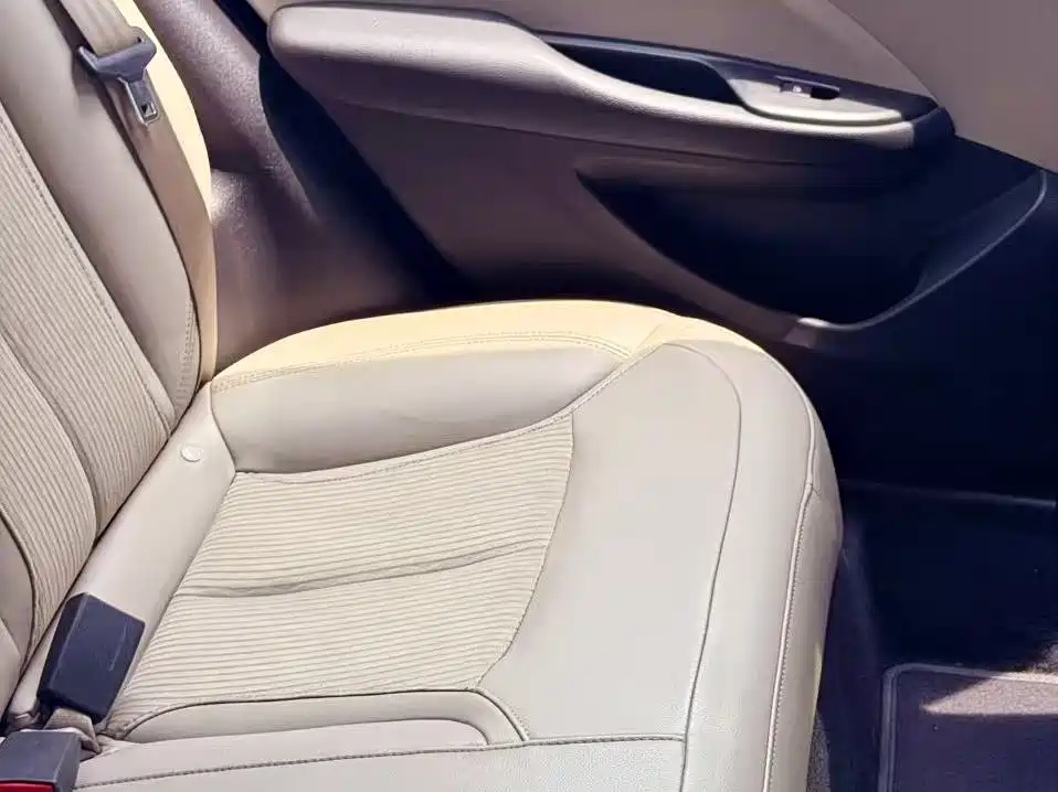 Buick Excelle GT 2017 — фото 18