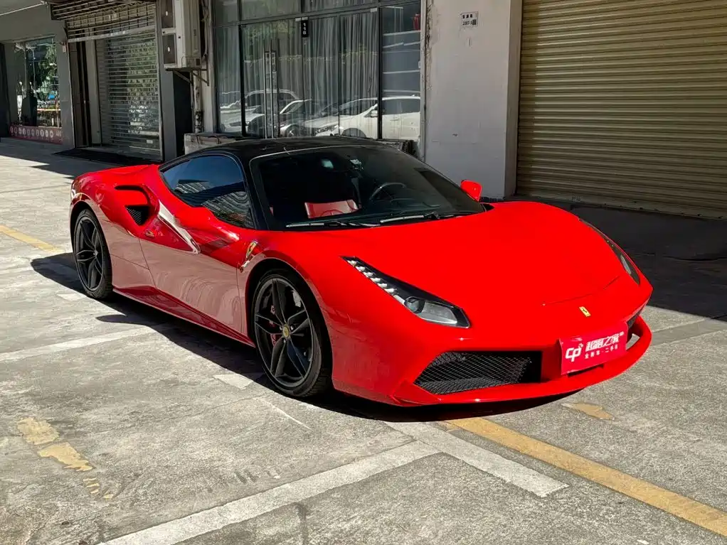 Ferrari 488 2017 — фото 4
