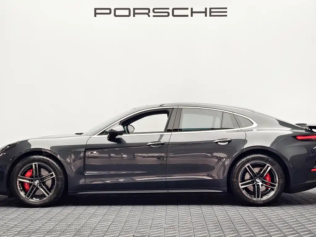 Porsche Panamera 2026 — фото 4