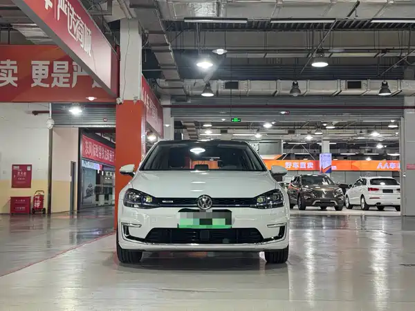 Volkswagen Golf Pure Electric 2020