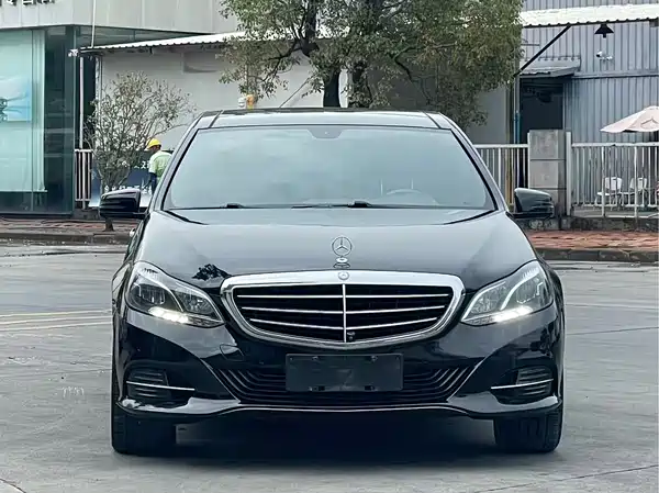 Mercedes-Benz E-Class 2015