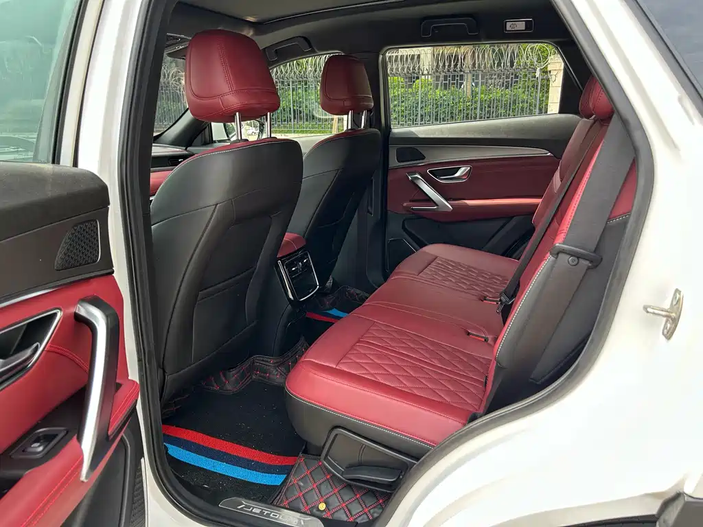 Jetour X70 PLUS 2024 — фото 12