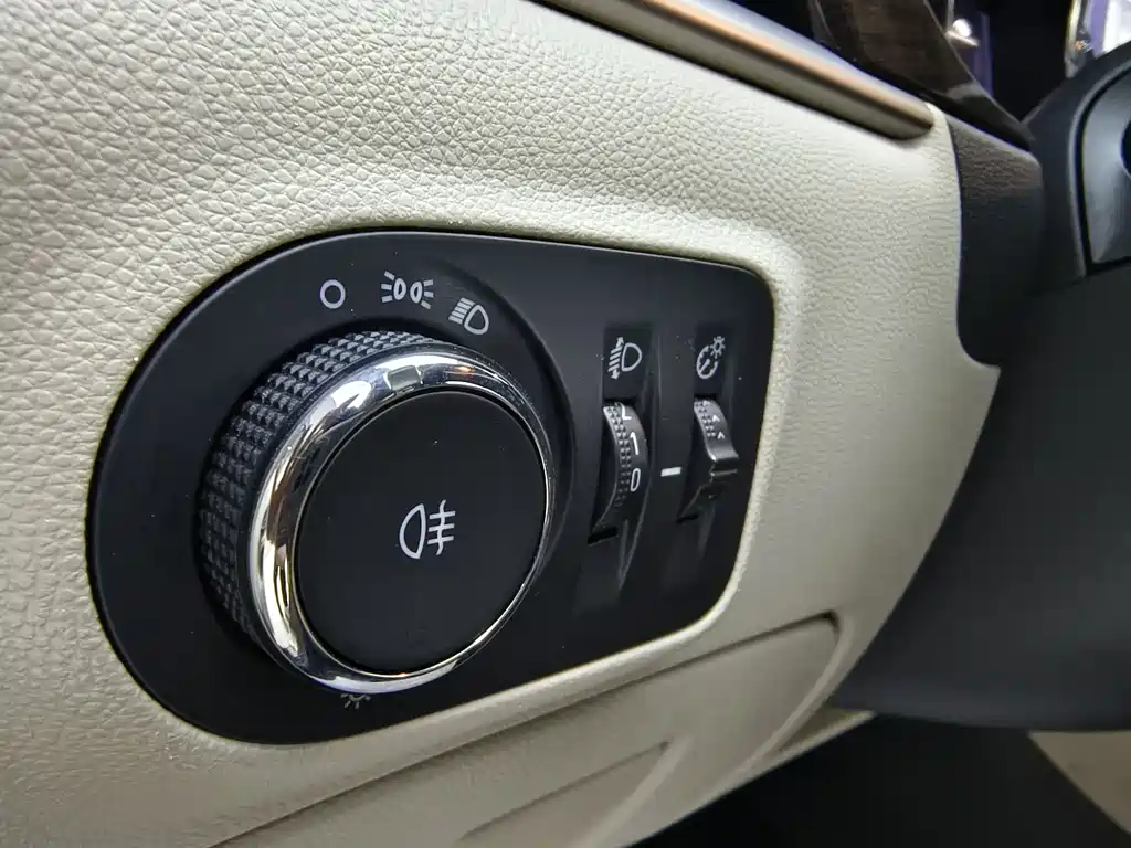Buick Verano 2019 — фото 16