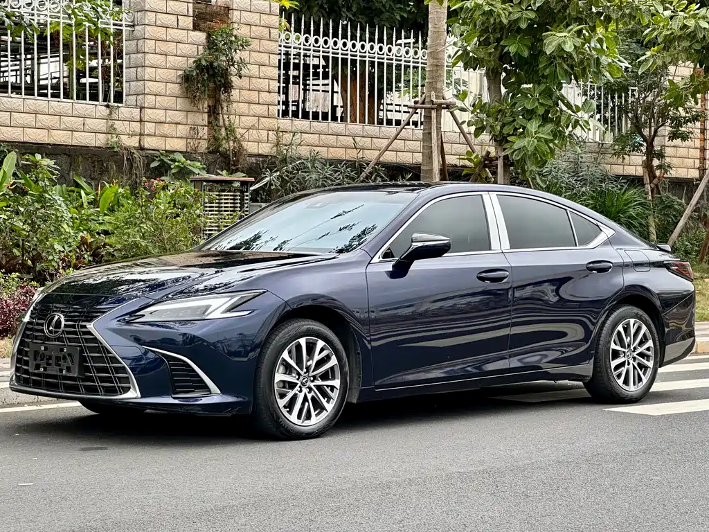 Lexus ES 2025 — фото 3