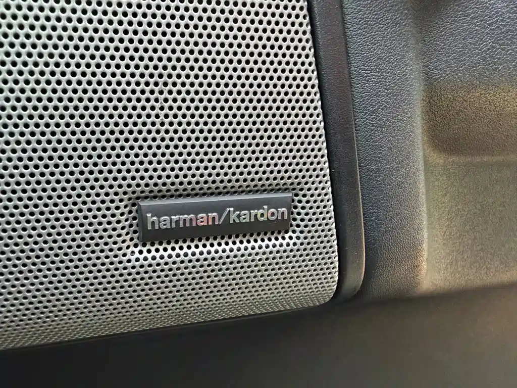 Land Rover Discovery 2012 — фото 11