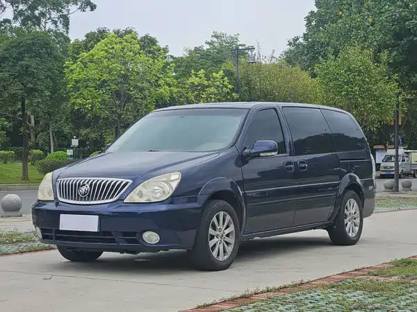 Buick GL8 2011