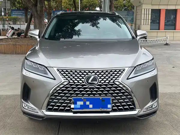Lexus RX 2021