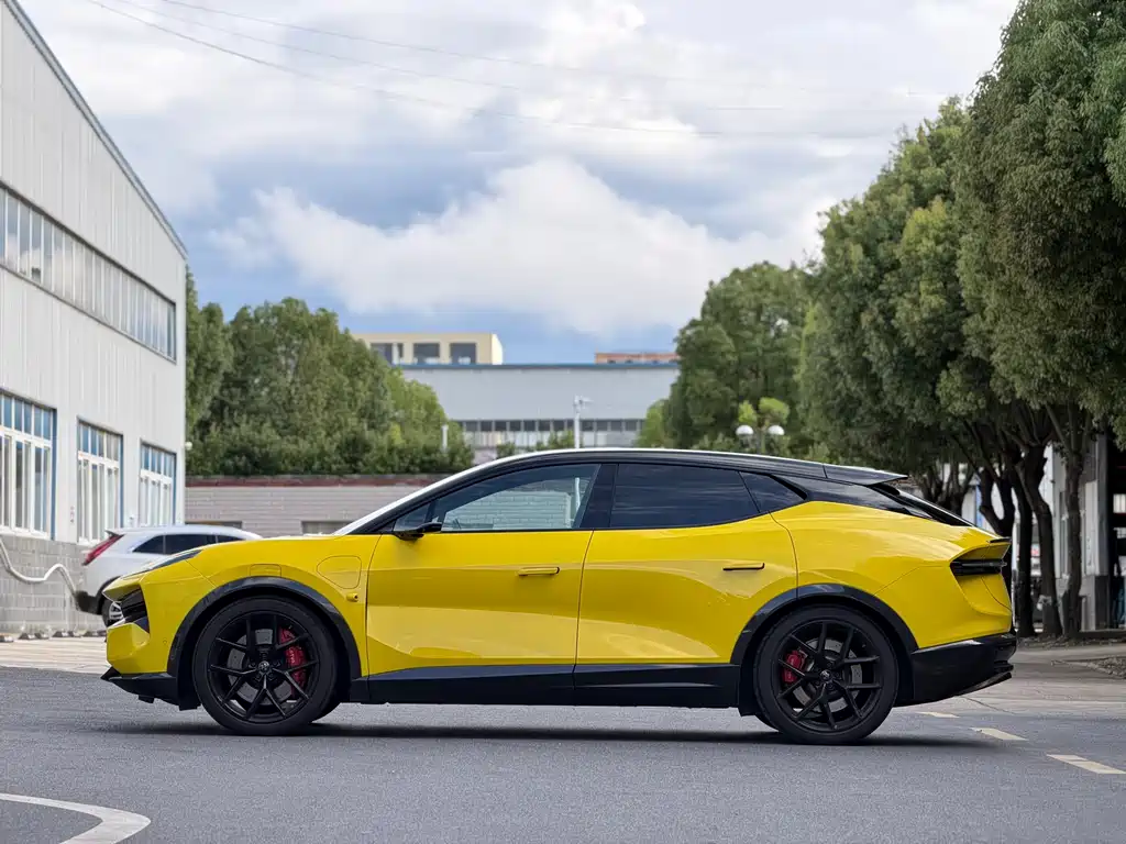 Lotus Eletre 2024